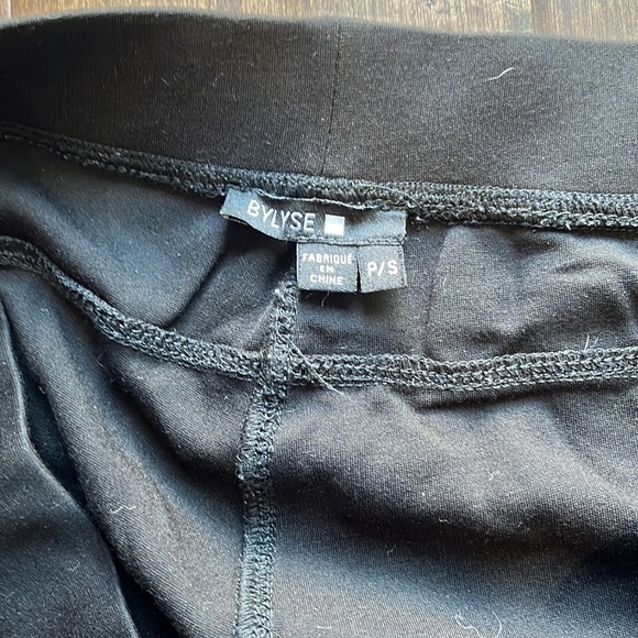 Bylyse leggings with “leather” strip down sides- size small women’s - black - Picture 3 of 6